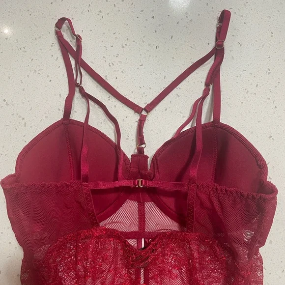 Victoria's Secret Lace Nighty 34C - Picture 5 of 5